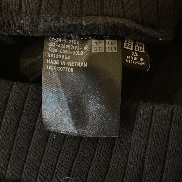 Uniqlo Ribbed Split Inseam Pants with Pockets - Picture 2 of 5